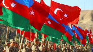 AZERİ GENÇLERİ SAVAŞMAK İÇİN ÜLKELERİNE GİDİYOR