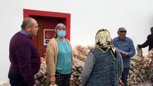 CHP FETHİYE İLÇE BAŞKANI MAHMET DEMİR 1000 ÇUVAL PATETES VESOĞAN DAĞITTI 