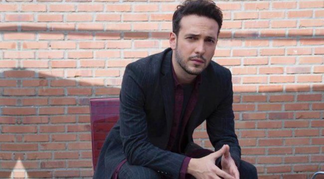 Oğuzhan Koç, eski sevgilisi Yağmur Tanrısevsin'in yakın arkadaşı Demet Özdemir ile aşk yaşamaya başladı