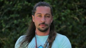 4 kişinin saldırısına uğrayan Yiğit Marcus Aral: Kerem'in selamı var deyip dövdüler, o kimmiş öğreneceğiz