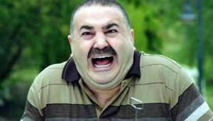 Şafak Sezer, canlı yayına alkollü çıktığı iddia edilen Bülent Ersoy'a alkolmetre üfletti