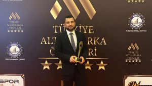     İş insanı Muharrem Kakı Altın Marka Ödülüne layık görüldü