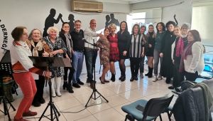 İZMİR CUMHURİYET KOROSU'NDA ŞAKIYACAK