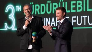 “Sürdürülebilir Gelecek Zirvesi” iş ve sanat dünyasını bir araya getirdi