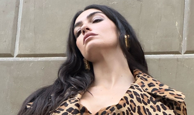 HAZAR ERGÜÇLÜ’DEN SOSYAL MEDYADA STİL FIRTINASI