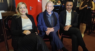 Tiyatro Efsanesinden Rekor: Haldun Dormen 98 Yaşında Yönetmen Koltuğunda !