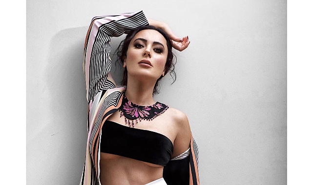 Tuğba Ünal’dan Sarılma Günü’ne Özel Buluşma