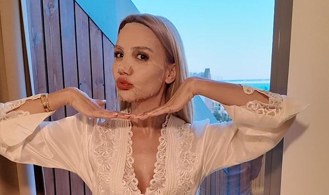 Zeynep Bozkaya’nın Işıltısının Sırrı: Güzelliğiyle Yeni Bir İş Birliği!