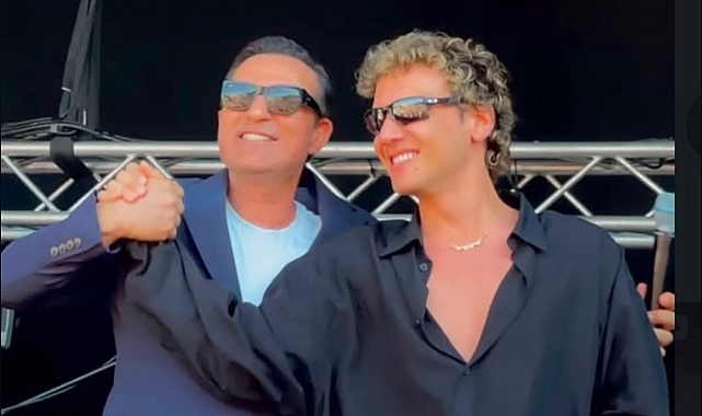*Metamorfoz Festivali'nde Rafet El Roman ve Edis'ten Unutulmaz Sahne Buluşması*