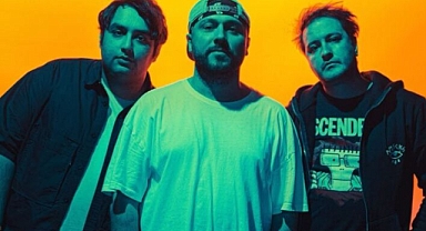 The Offspring 20 Yıl Sonra İstanbul'da: Dev Konserin Ön Grubu "Second" Oldu